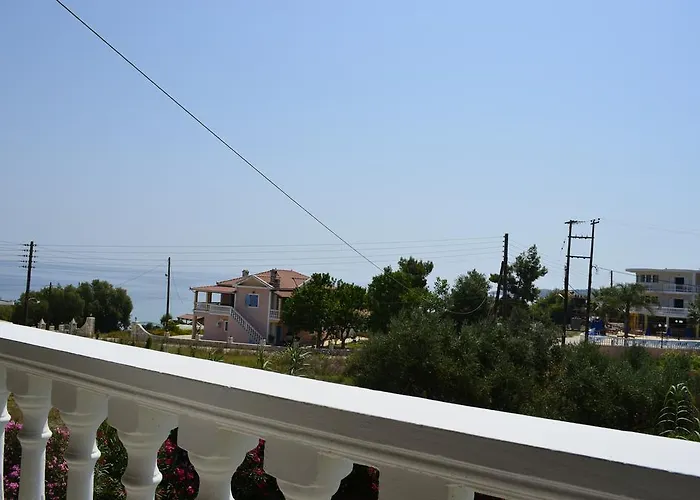 Petra شقة فندقية Kypseli