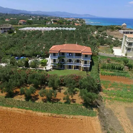 Studios Petra Кипсели