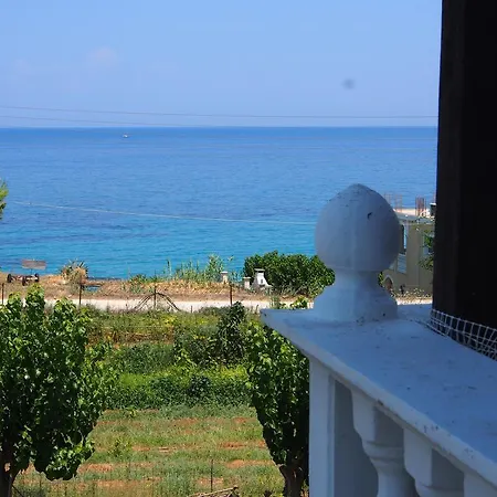 Aparthotel Petra Kypseli